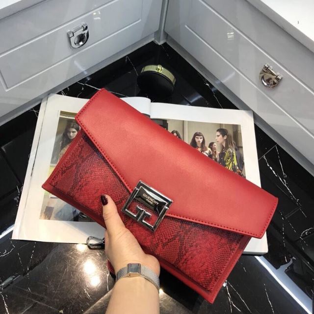 Ví cầm tay nữ Bifold Givenchy