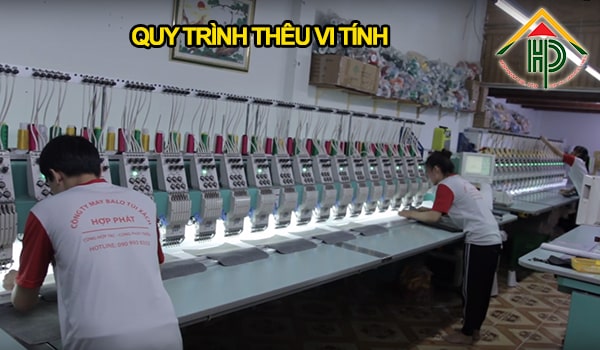 Quy trình in thêu logo trên balo quảng cáo tại Hợp Phát luôn được thực hiện trên máy móc hiện đại