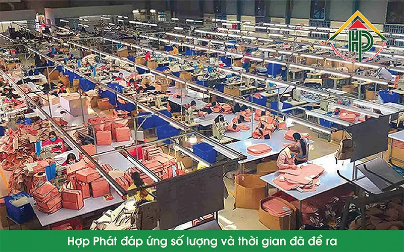 xưởng sản xuất balo dây rút Hợp Phát