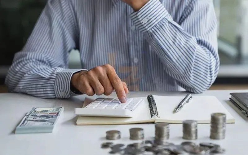 Các Yếu Tố Ảnh Hưởng Đến Mức Lương Các Yếu Tố Ảnh Hưởng Đến Mức Lương