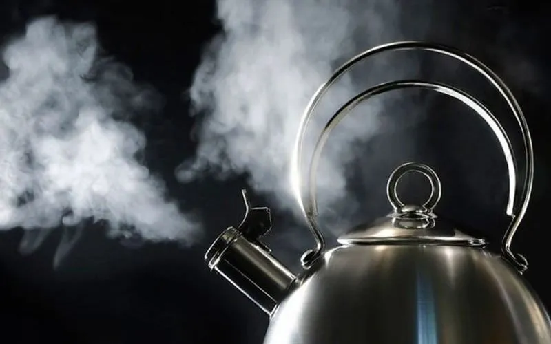 7 Cách Nhuộm Màu Túi Vải Đay Siêu Dễ Tại Nhà Trong Quá Trình Nhuộm