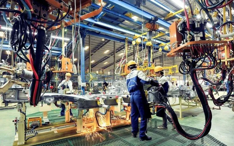 Vai Trò Của Máy Móc Trong Sản Xuất
