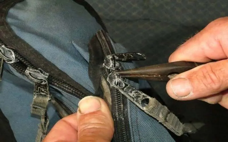 broken zipper