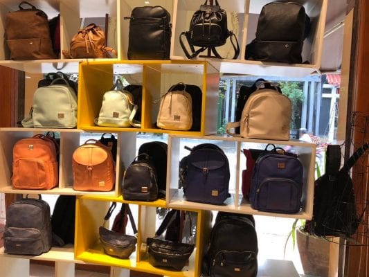 How to choose beautiful backpacks suitable for body type, safe for health How to choose beautiful backpacks suitable for body type, safe for health