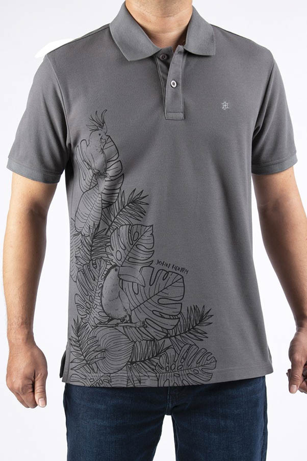 Collared T-shirt