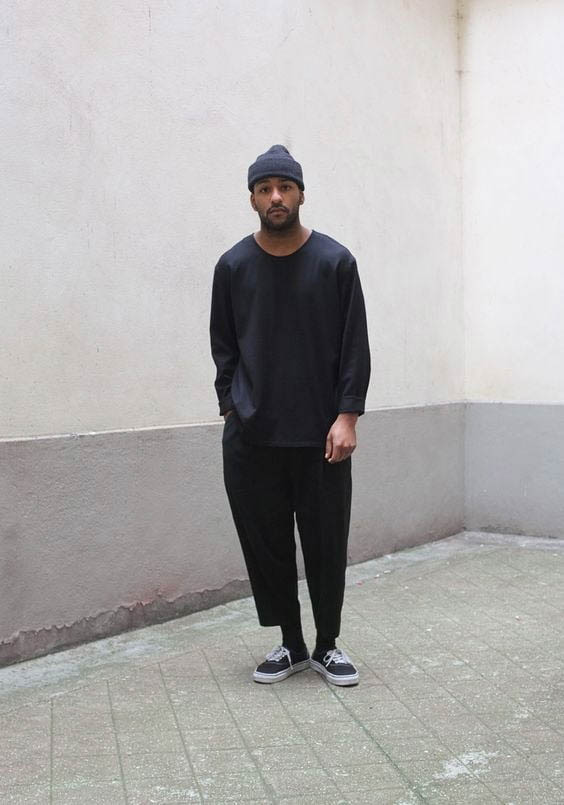 Coordinated color between shirt and pants