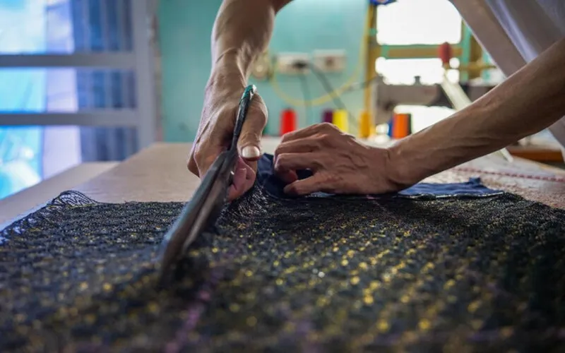 cut fabric carefully and accurately