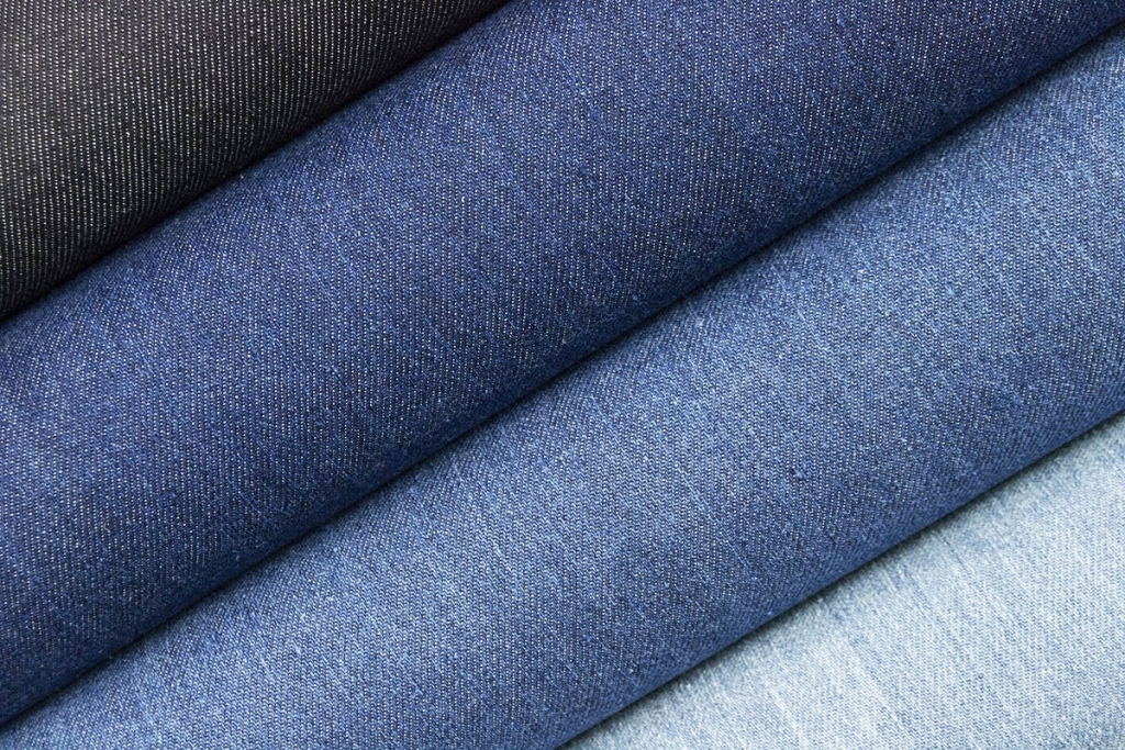 Dry denim fabric
