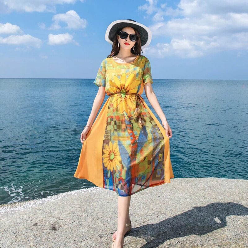 Flared dress style to wear when going to the beach with age 50+ Flared dress style to wear when going to the beach with age 50+