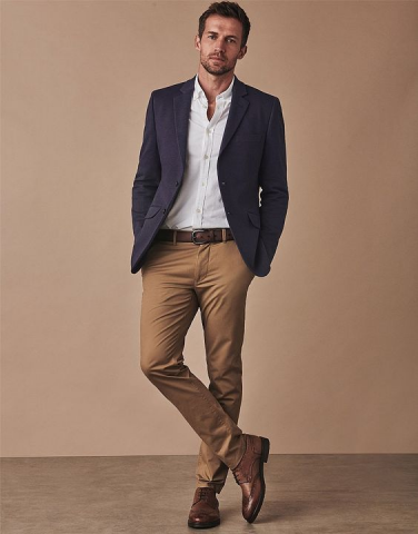 How to distinguish blazer from suit