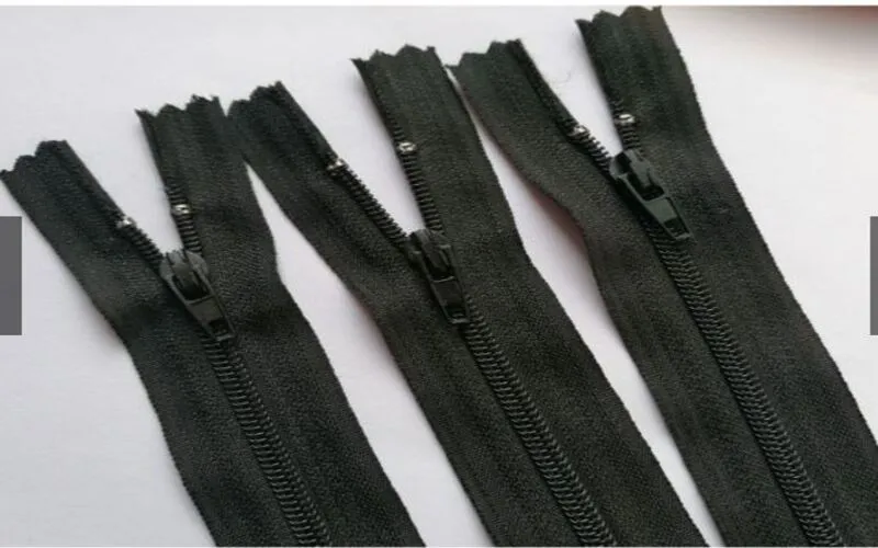 Installing zipper