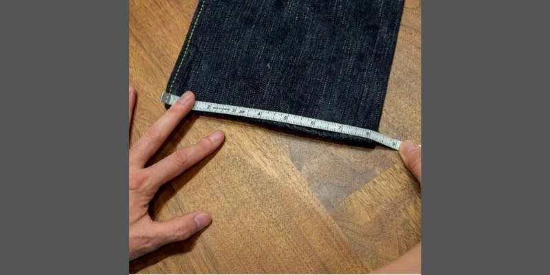Measure women's jeans size using your existing jeans leg opening Measure women's jeans size using your existing jeans leg opening