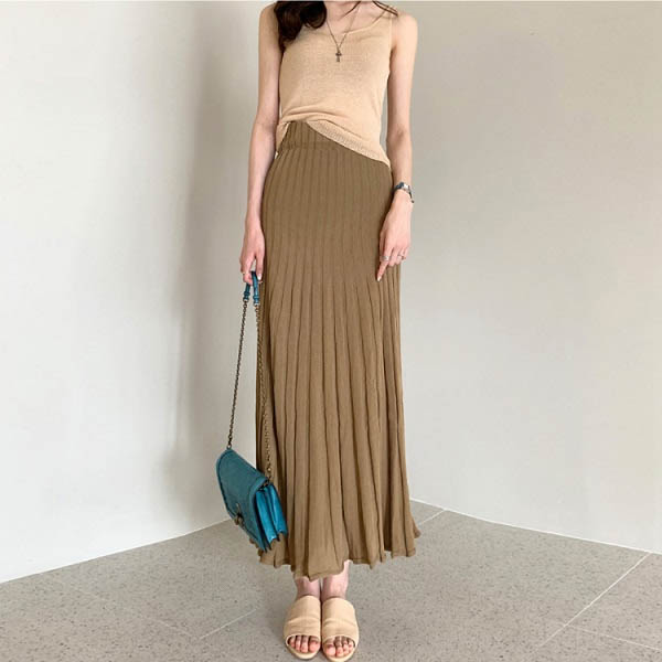 Midi pleated skirt