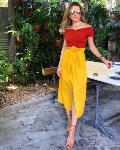 Outfit coordination formula favored by tropical ladies Outfit coordination formula favored by tropical ladies