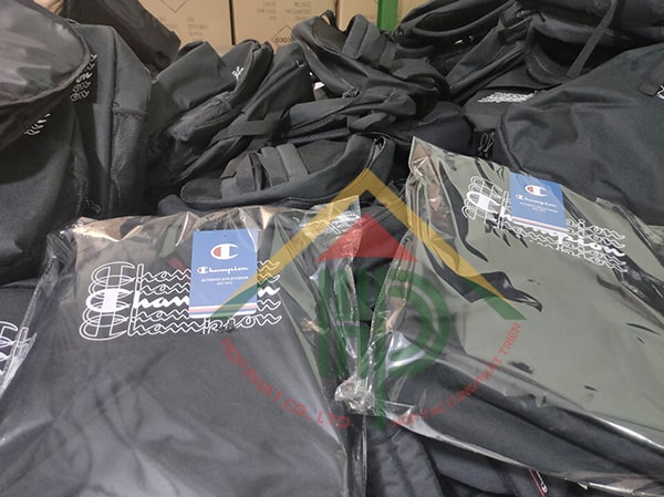 Packaging Champion gift backpack Packaging Champion gift backpack
