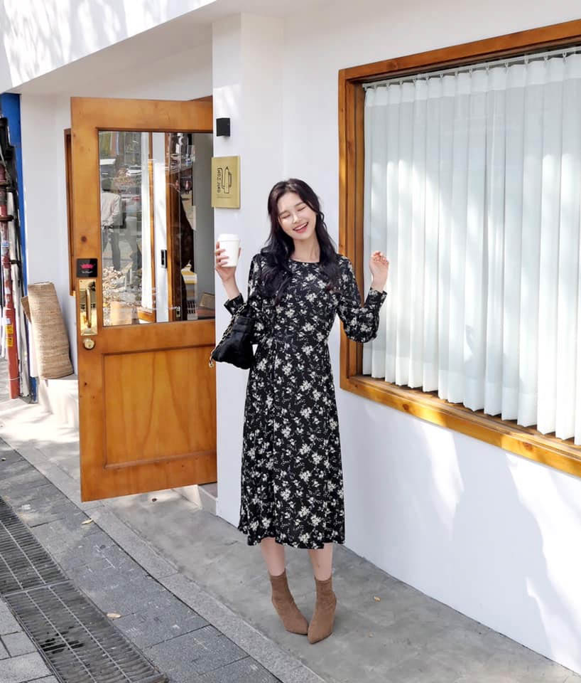 Pair women ankle boots floral dress vintage