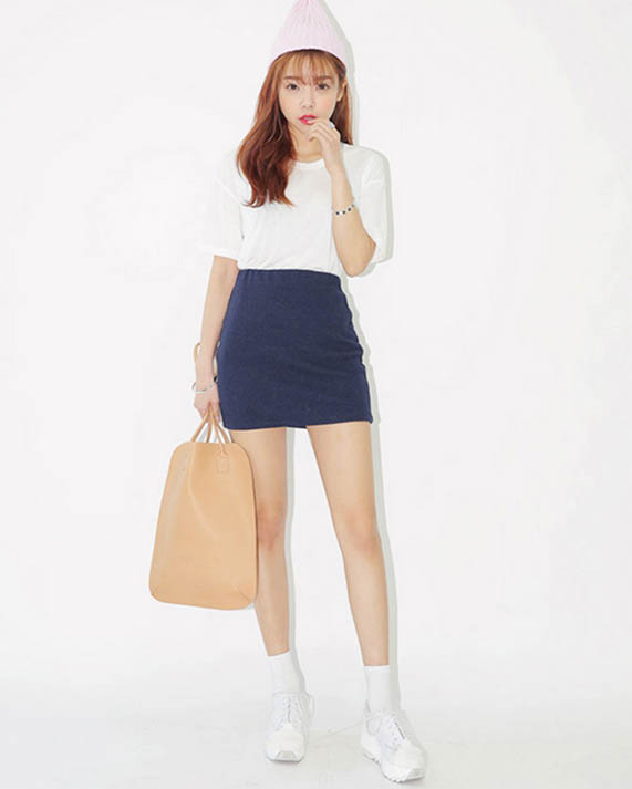 Plain T-shirt and A-line Skirt, Personal and Outstanding