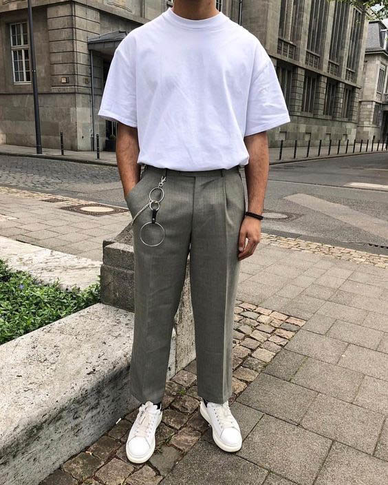 Plain t-shirt styling with wide-leg pants