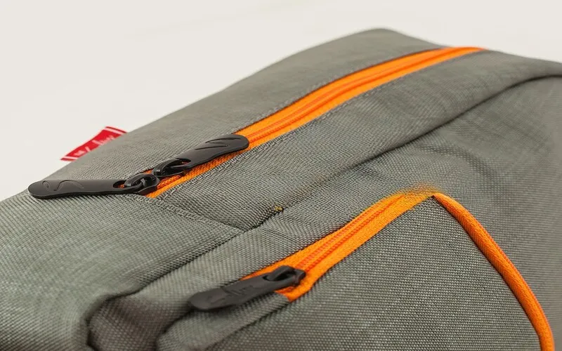 Professional zipper sewing Professional zipper sewing