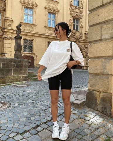 Remember to tuck one side to avoid looking lost in clothes