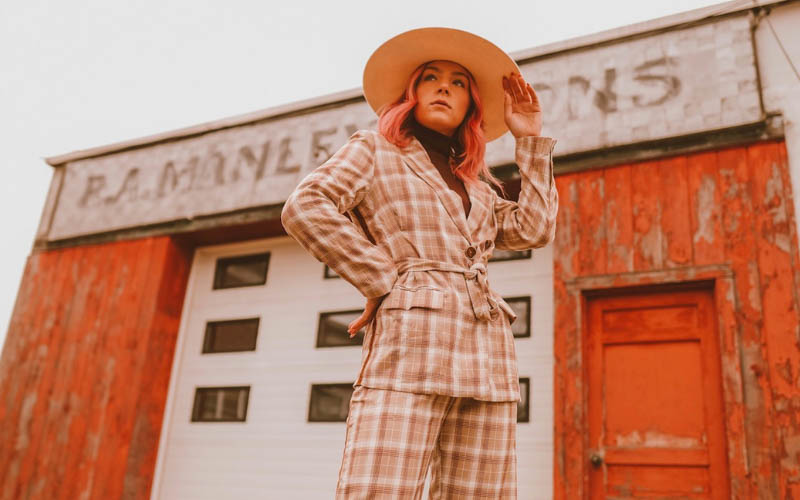 Retro fashion style
