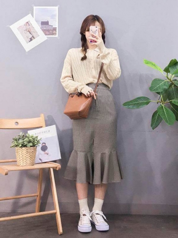 Shirt with mermaid skirt gentle and feminine