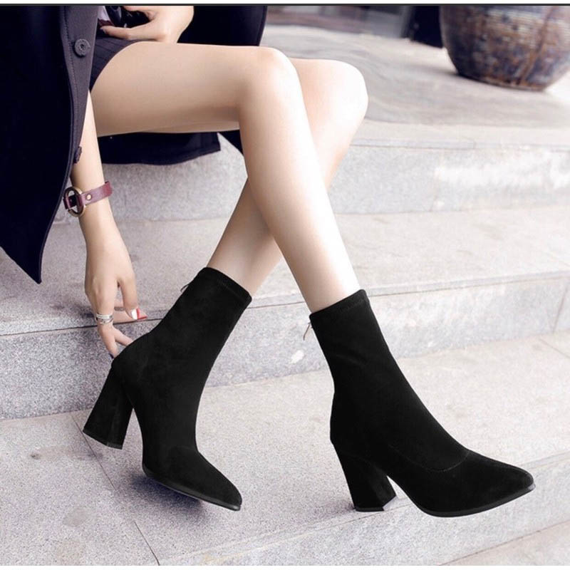 What are ankle boots