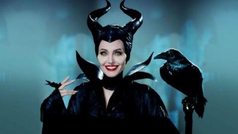 What is Gothic fashion style What is Gothic fashion style