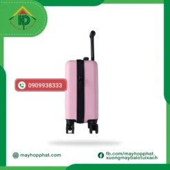 16-Inch Rolling Luggage MIAvn 16-Inch Rolling Luggage MIAvn