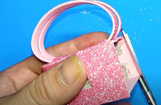 [GUIDE] How to Make a Super Cute Mini Hello Kitty Backpack at Home
