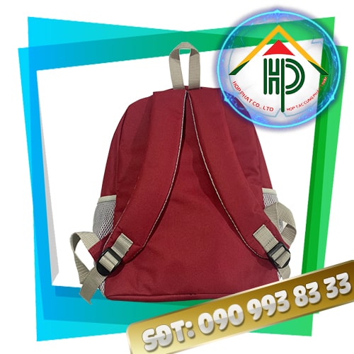 Back view of Quoc Van English backpack