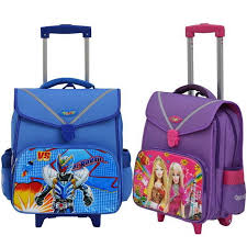 Choosing a rolling backpack for primary school students