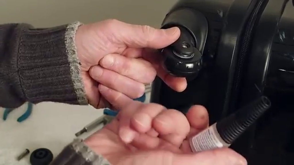 How to replace luggage wheels