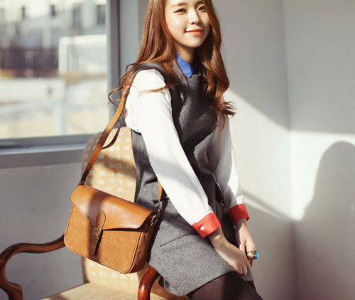 Leather crossbody bag - Elegant accessory for work