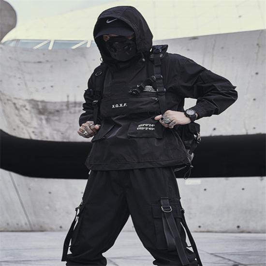 Phong Cách Techwear