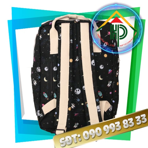 Rear view of Ziczac fashion backpack