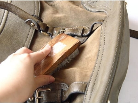 Using a Lint Roller or Brush Correctly on Suede Leather