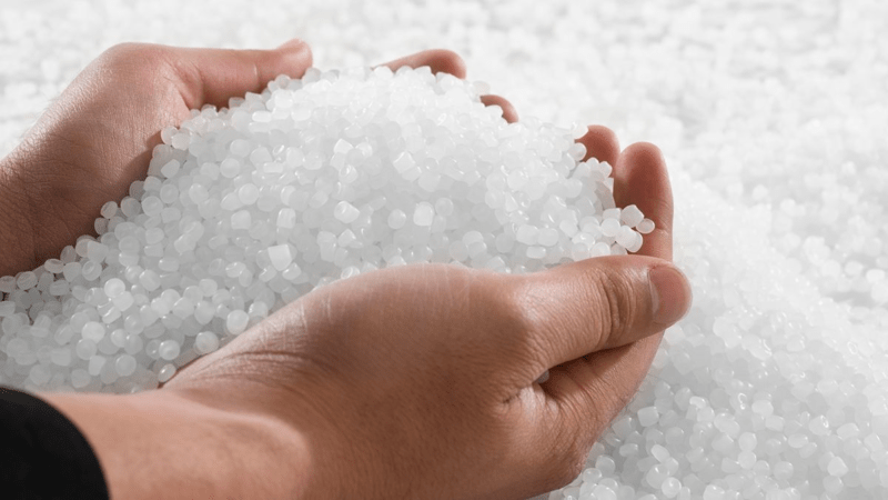 What Are the Advantages of PE Plastic