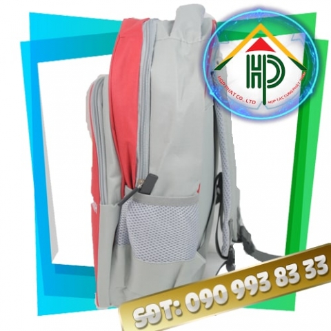 Comparison of Champion and Long Khanh English center backpack models