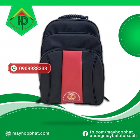 Backpacks as gifts for veterans in Ben Tre