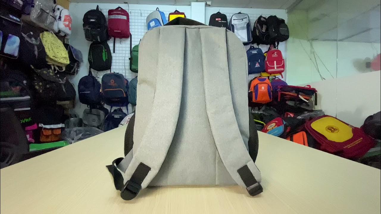 Tat Thanh Laptop Backpacks