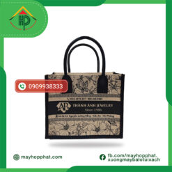 Thanh Anh Jewelry jute bag